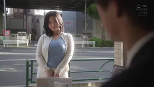 Chồng yếu không làm lên đỉnh, bà xã lên mạng tìm trai trẻ chịch khỏe